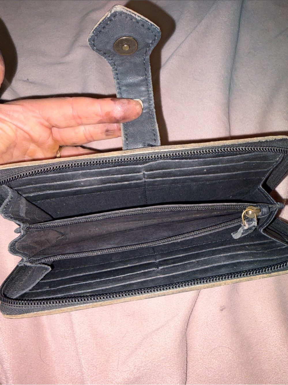 Hand-Tooled Floral Leather Wallet with Turquoise Accent - Brown/Black - Picture 3 of 6